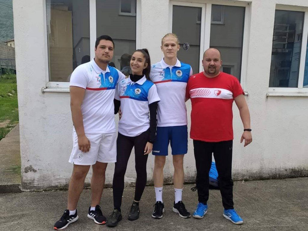 Dvije medalje na Republičkom takmičenju u atletici za naše učenike!