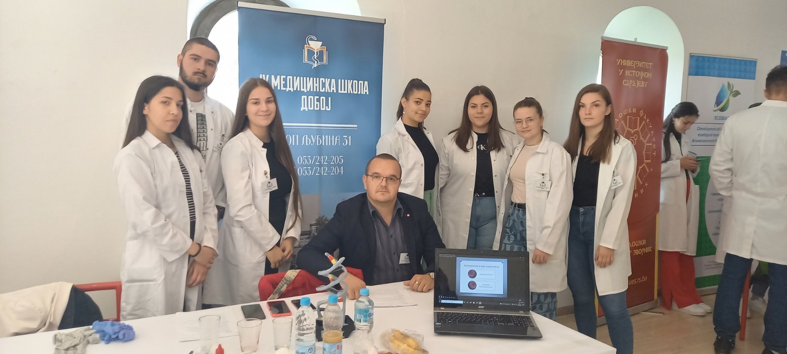 Медицинска школа Добој на                                        X Фестивалу науке у Бањалуци