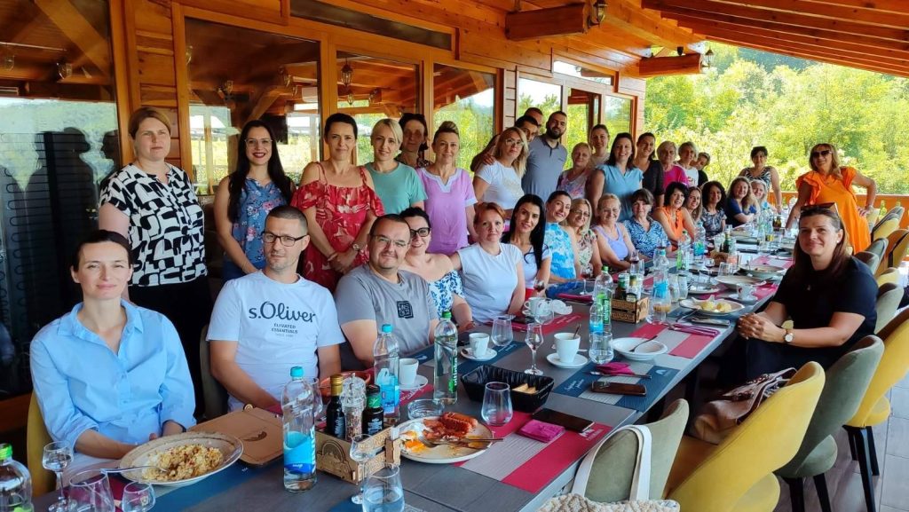 Још једна школска година је иза нас